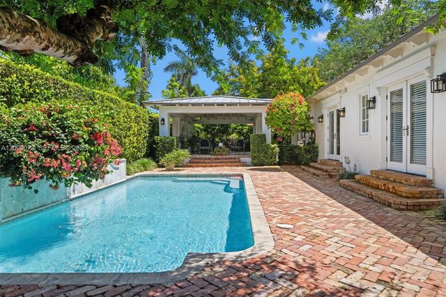 731 Calatrava Ave, Coral Gables, FL 33143