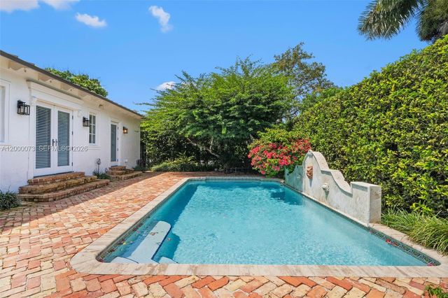 731 Calatrava Ave, Coral Gables, FL 33143