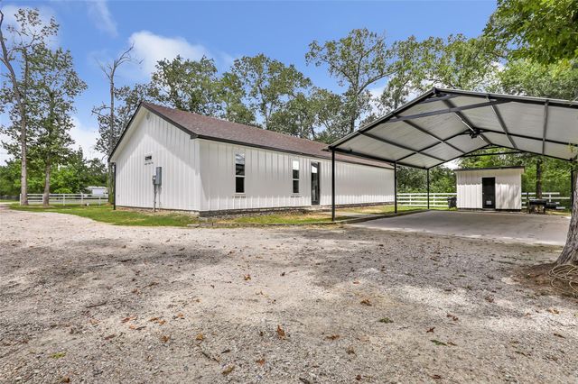 634 County Road 2342, Dayton, TX 77535