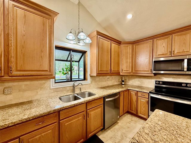 103 Whippoorwill Drive, Livingston, TX 77351