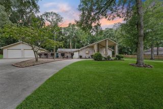 103 Whippoorwill Drive, Livingston, TX 77351