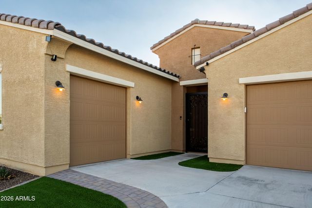 5322 N 182ND Lane, Litchfield Park, AZ 85340