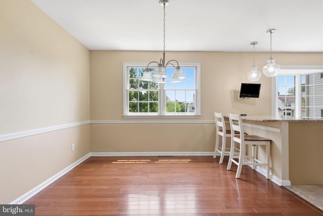 572 STERLING ST, Newtown, PA 18940