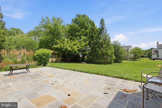 572 STERLING ST, Newtown, PA 18940