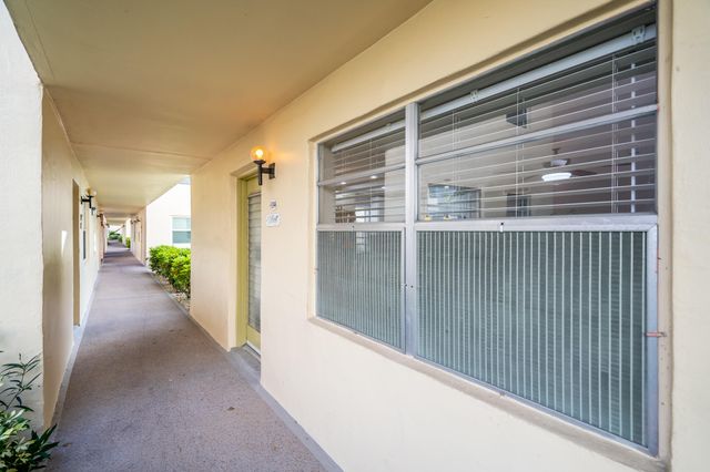 244 Normandy F Lane, Delray Beach, FL 33484