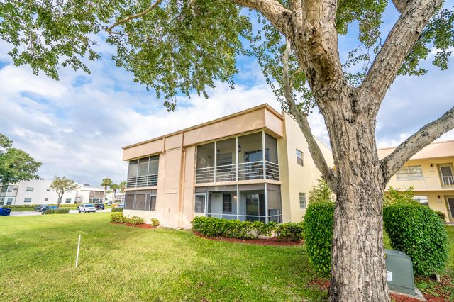 244 Normandy F Lane, Delray Beach, FL 33484