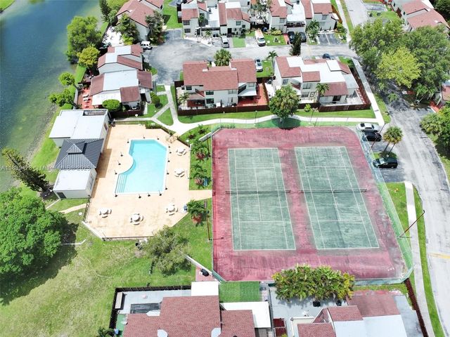 640 NW 98th Ct 640, Miami, FL 33172