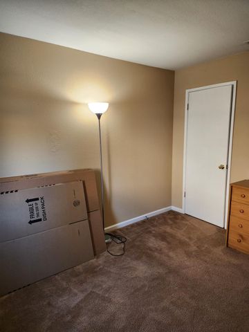 5810 W San Gabriel Avenue, Fresno, CA 93722