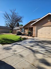 5810 W San Gabriel Avenue, Fresno, CA 93722