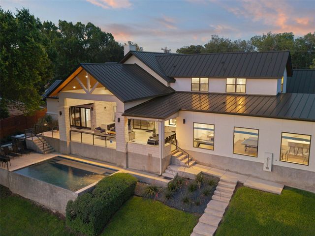 230 Turtle LN, Seguin, TX 78155