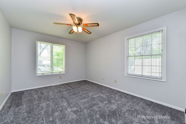 40 Cayman Drive, Montgomery, IL 60538