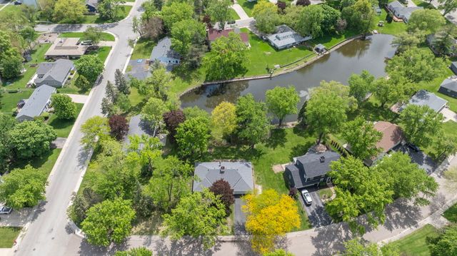 40 Cayman Drive, Montgomery, IL 60538