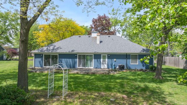 40 Cayman Drive, Montgomery, IL 60538