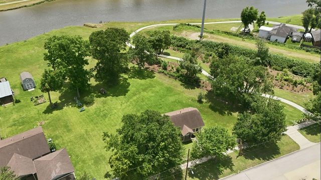 7912 Brays Street, Houston, TX 77012