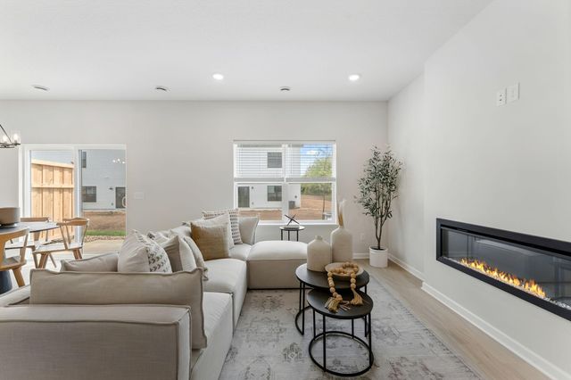 1020 130th Court E, Rosemount, MN 55068
