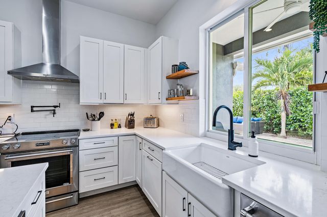 68 Azalea Circle, Jupiter, FL 33469