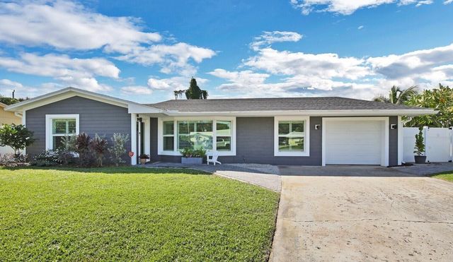 68 Azalea Circle, Jupiter, FL 33469