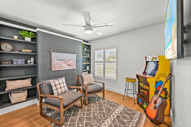 68 Azalea Circle, Jupiter, FL 33469