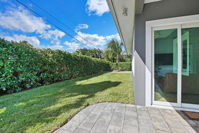 68 Azalea Circle, Jupiter, FL 33469