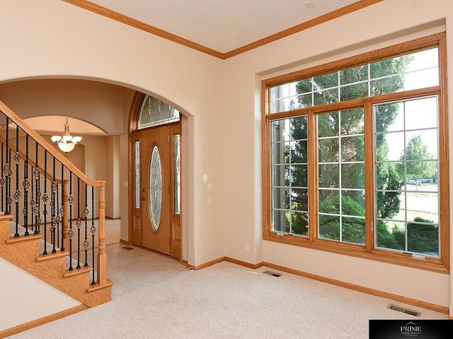 1571 Hardwood Drive, Papillion, NE 68046