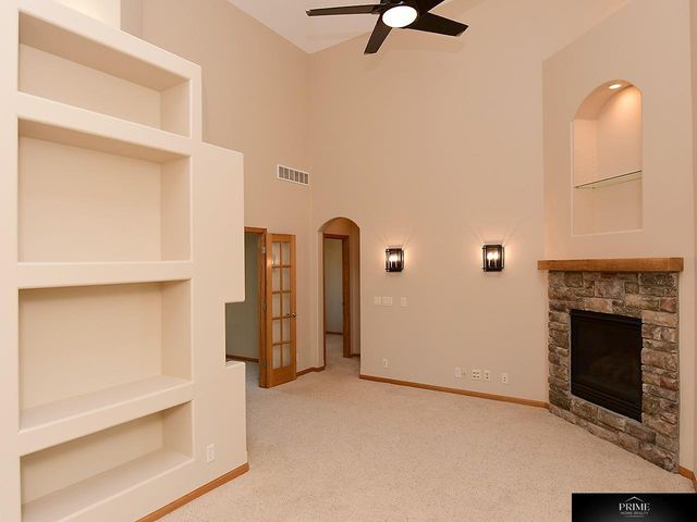 1571 Hardwood Drive, Papillion, NE 68046