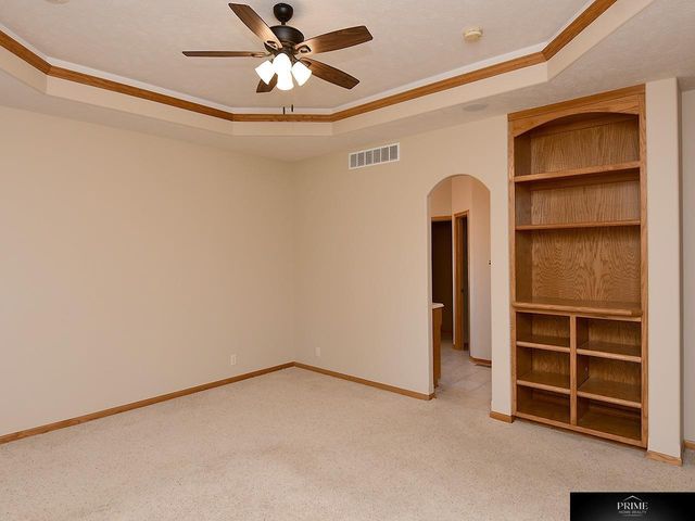 1571 Hardwood Drive, Papillion, NE 68046