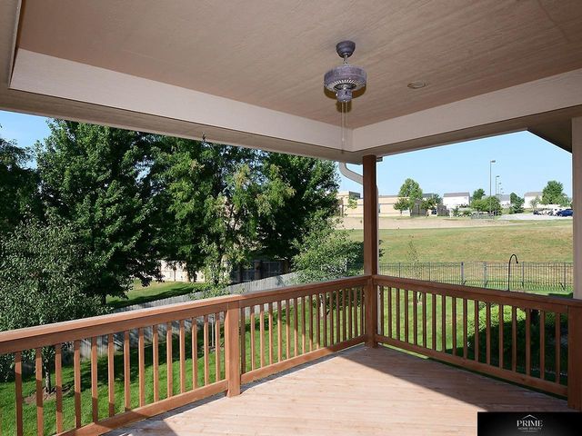 1571 Hardwood Drive, Papillion, NE 68046