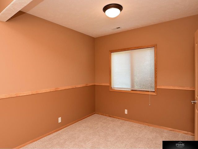 1571 Hardwood Drive, Papillion, NE 68046