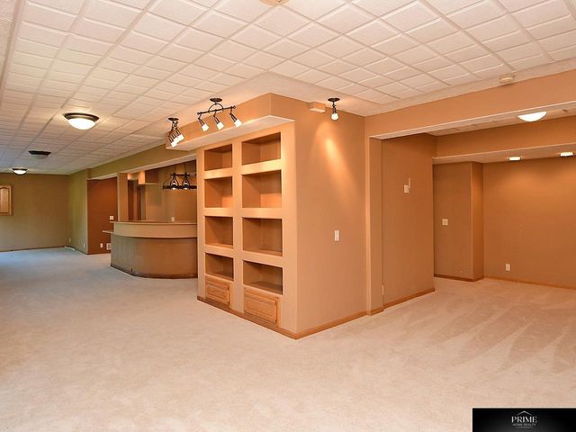 1571 Hardwood Drive, Papillion, NE 68046