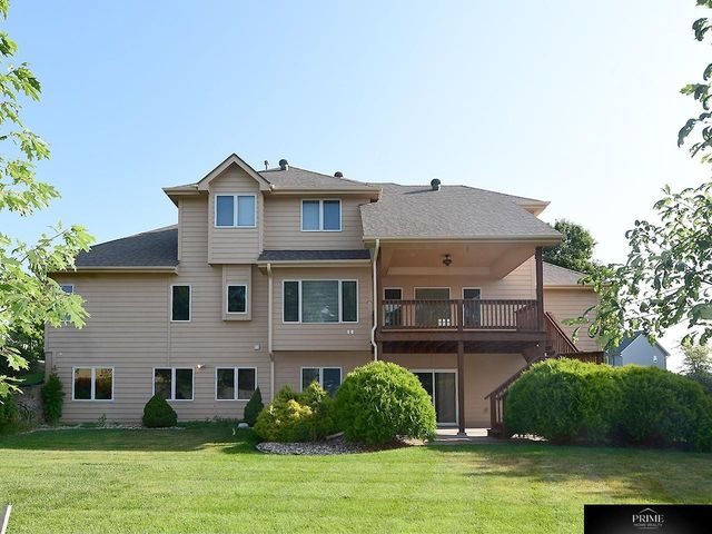 1571 Hardwood Drive, Papillion, NE 68046