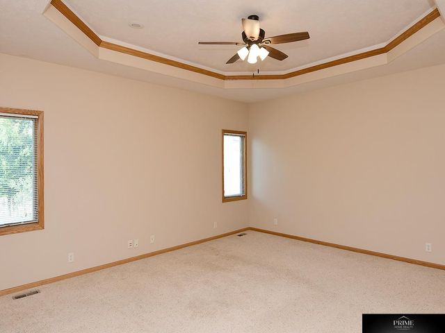 1571 Hardwood Drive, Papillion, NE 68046