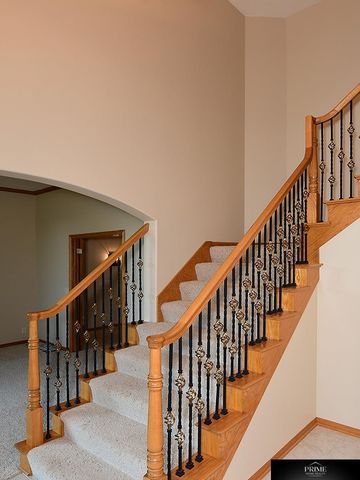 1571 Hardwood Drive, Papillion, NE 68046