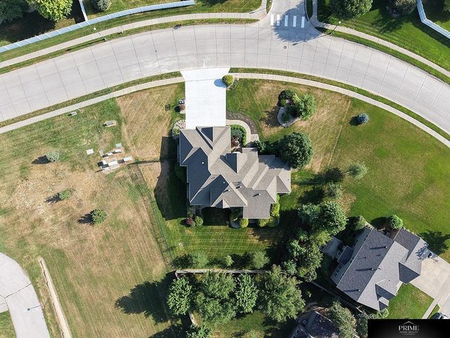 1571 Hardwood Drive, Papillion, NE 68046