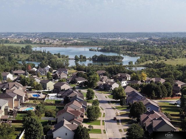 1571 Hardwood Drive, Papillion, NE 68046