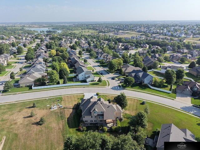 1571 Hardwood Drive, Papillion, NE 68046