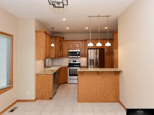 1571 Hardwood Drive, Papillion, NE 68046
