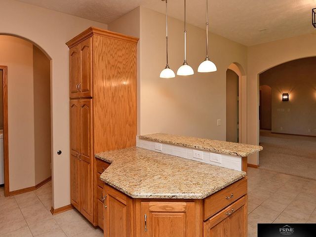 1571 Hardwood Drive, Papillion, NE 68046