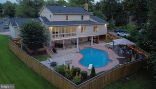 12043 FORBES GLEN DR, Herndon, VA 20170