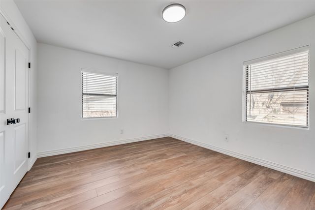 507 S 6th Street, Midlothian, TX 76065