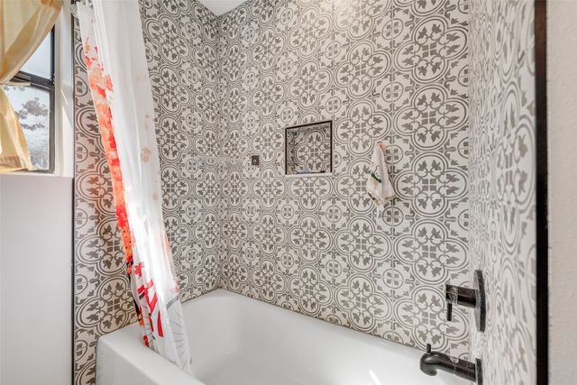 507 S 6th Street, Midlothian, TX 76065