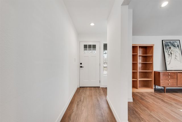 507 S 6th Street, Midlothian, TX 76065