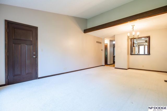 6703 Hawkins Bend, Lincoln, NE 68516