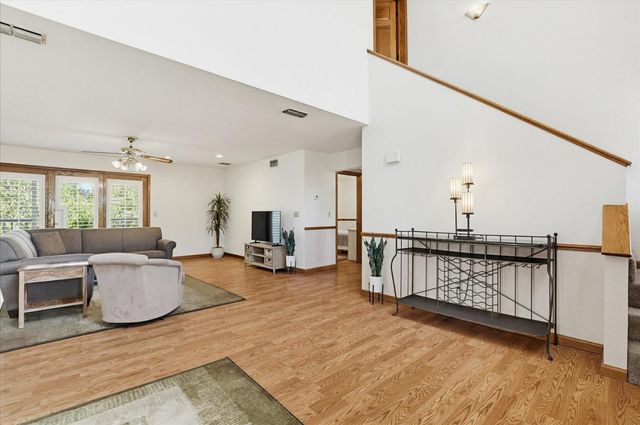 14470 Riva Ridge Cir, Auburn, CA 95602