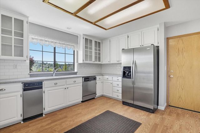 14470 Riva Ridge Cir, Auburn, CA 95602