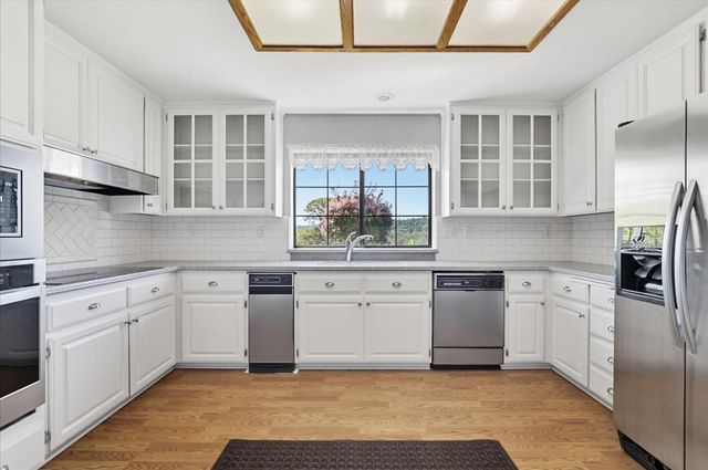 14470 Riva Ridge Cir, Auburn, CA 95602