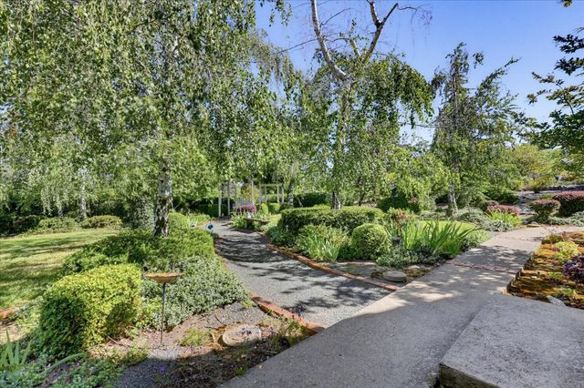 14470 Riva Ridge Cir, Auburn, CA 95602