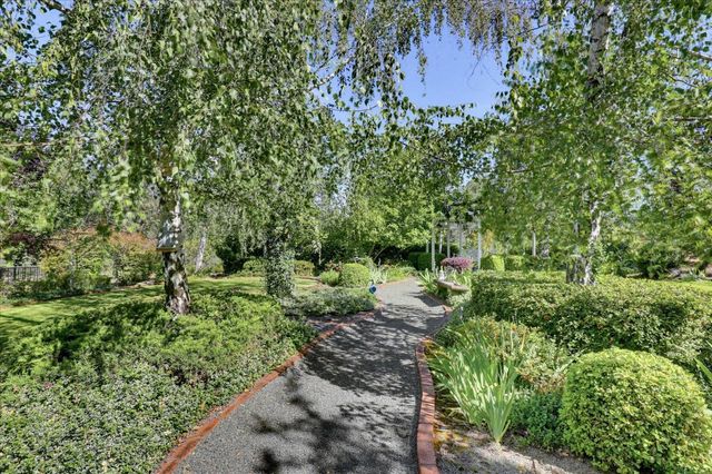 14470 Riva Ridge Cir, Auburn, CA 95602