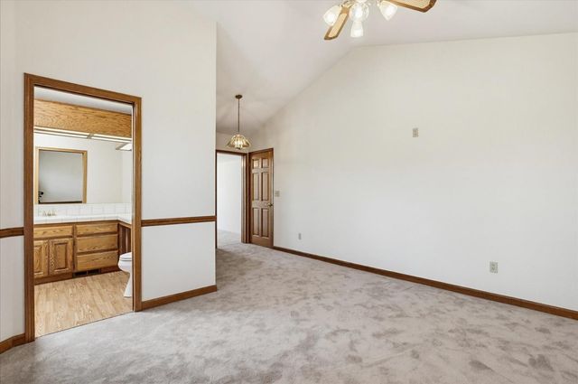 14470 Riva Ridge Cir, Auburn, CA 95602