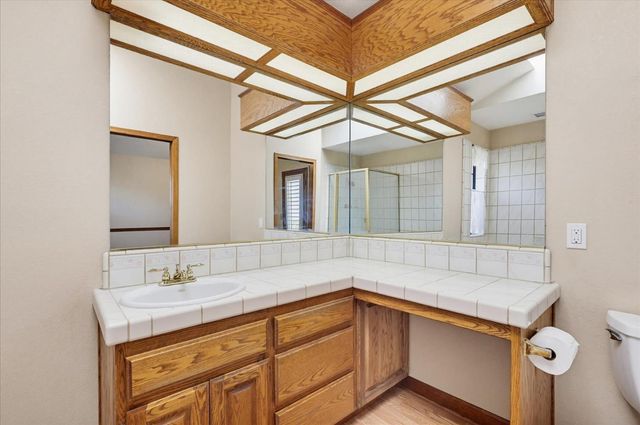 14470 Riva Ridge Cir, Auburn, CA 95602