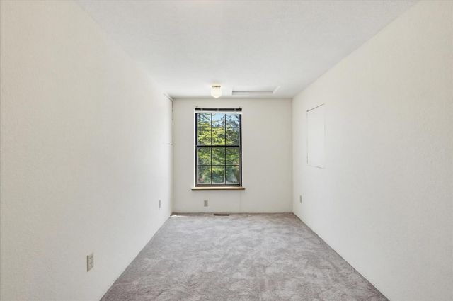 14470 Riva Ridge Cir, Auburn, CA 95602